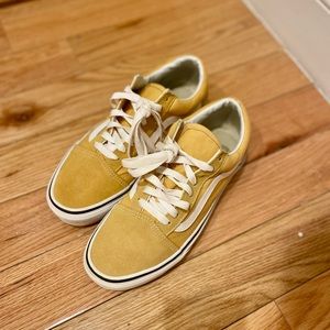 Vans old skool . Yellow.